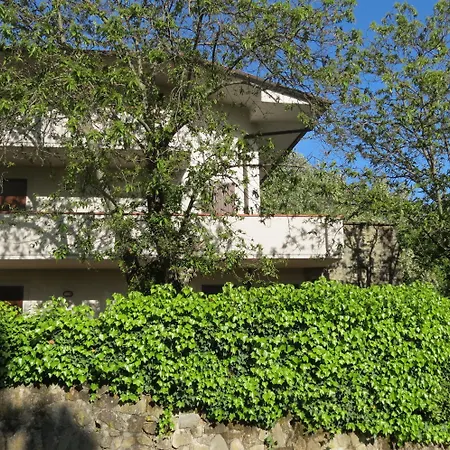 Il Castagno Apartahotel Pistoya